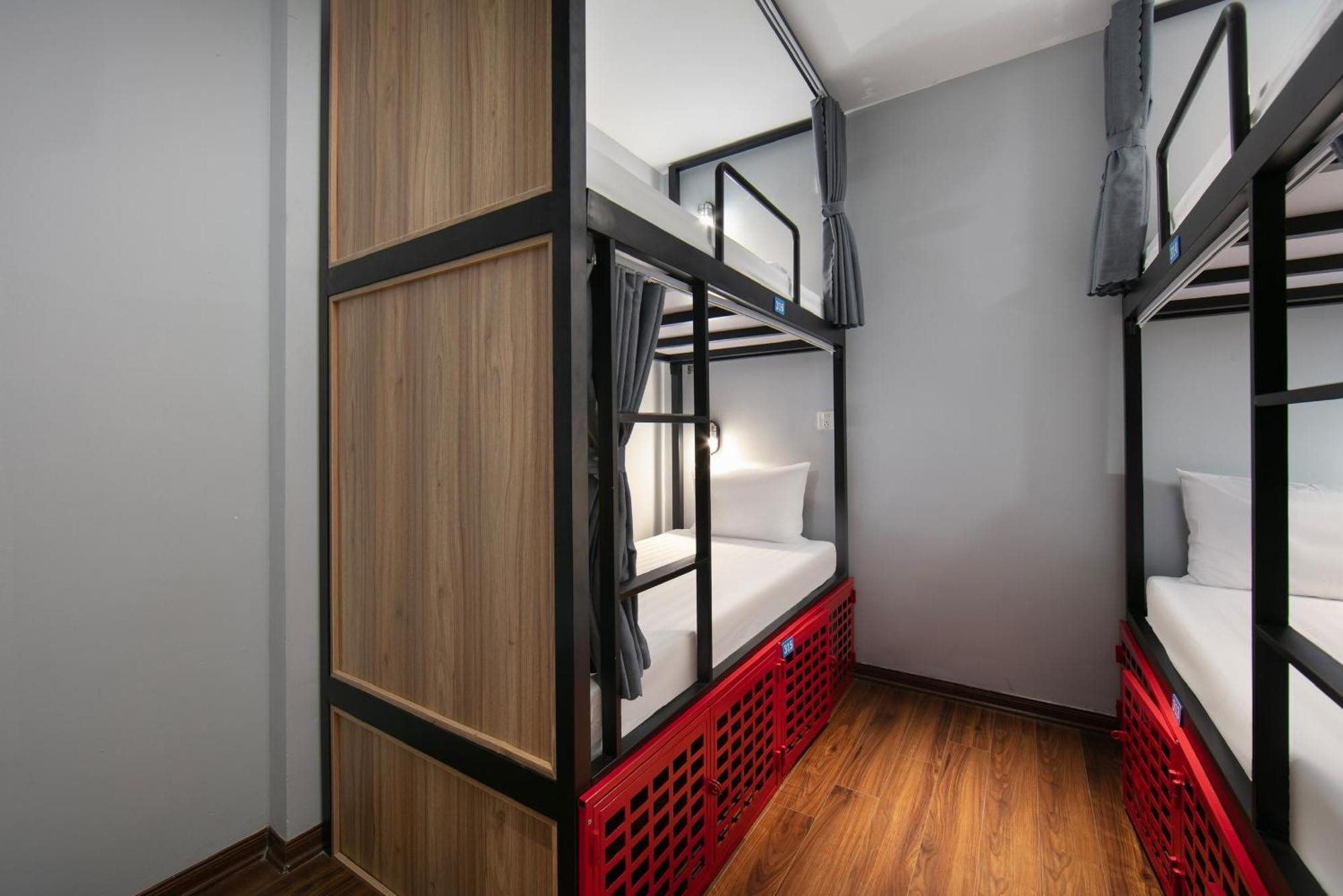 Lakeview Backpackers Hostel & Rooftop Bar Ханой Экстерьер фото