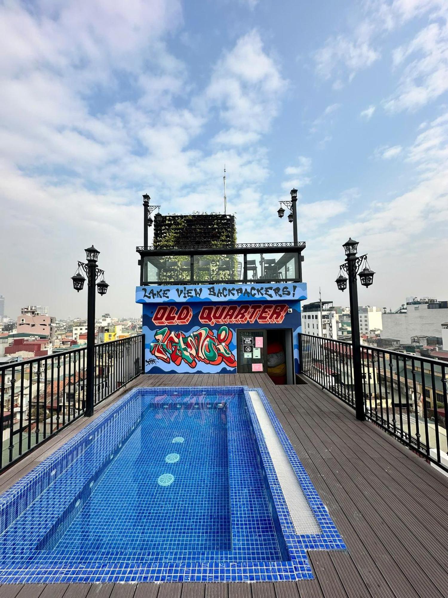 Lakeview Backpackers Hostel & Rooftop Bar Ханой Экстерьер фото